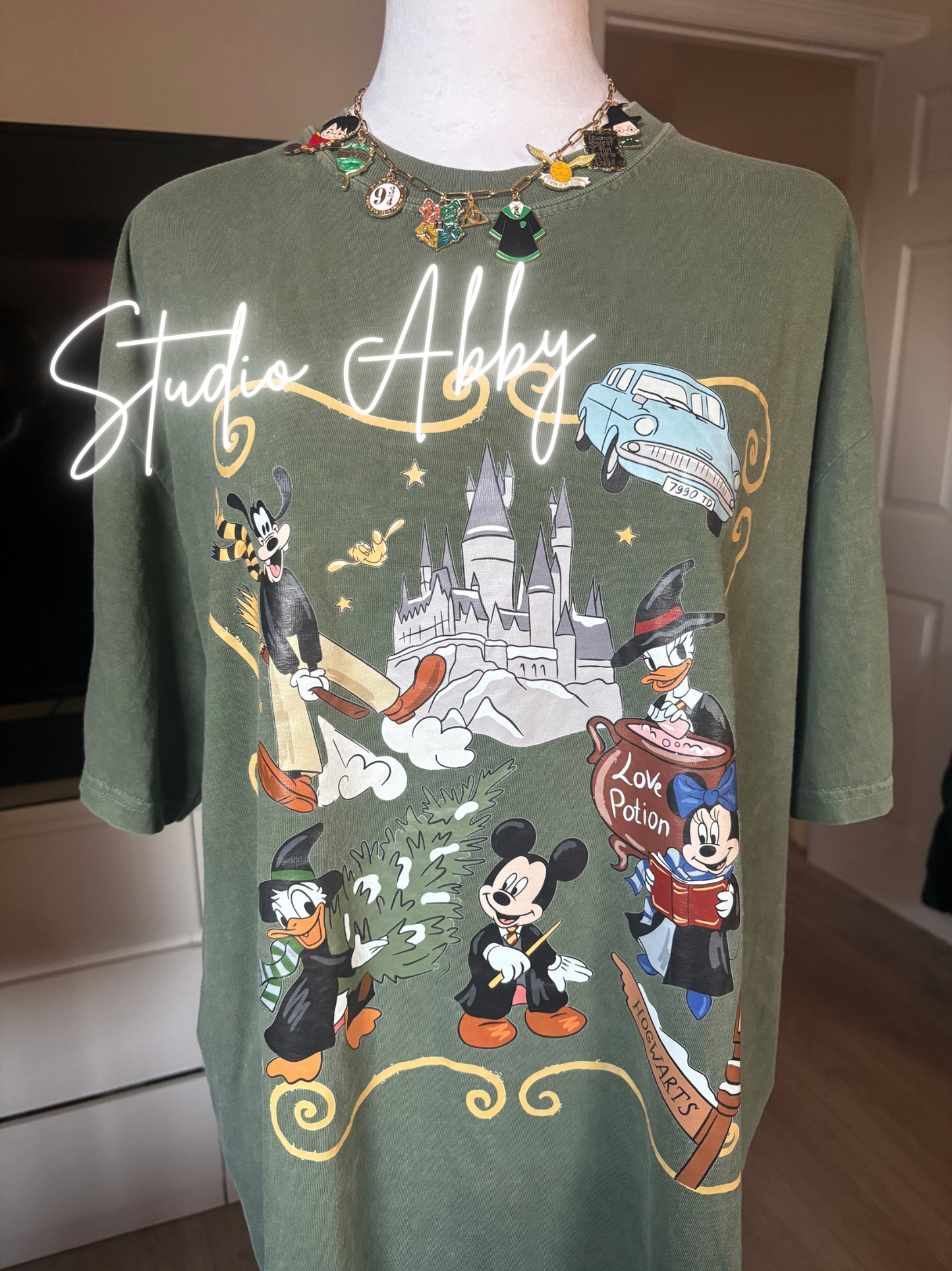 EXCLUSIVE Magic Mash Up Unisex Tee