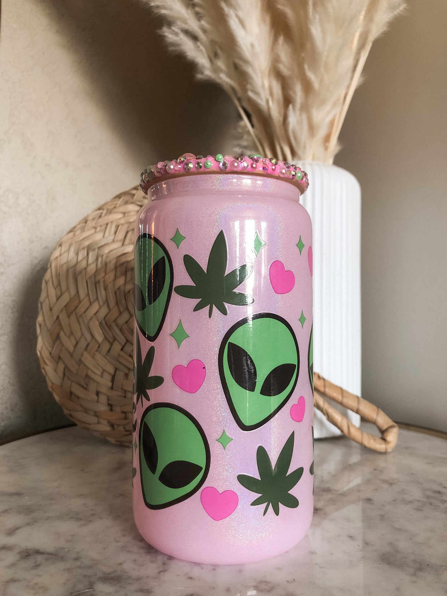 Don’t Panic Pink Alien Glass RTS